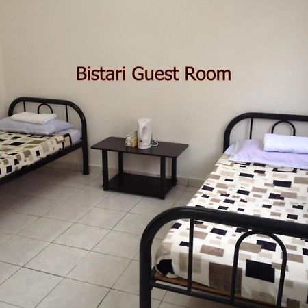 Bistari Homestay Parit Raja Uthm Exterior photo